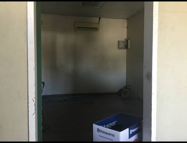 176M² WAREHOUSE TO LET IN WADEVILLE